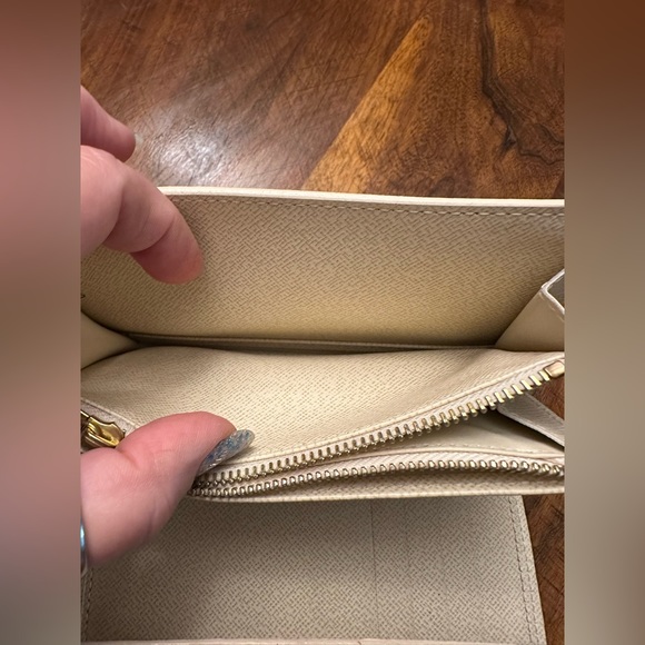 Louis Vuitton Damier Azur Alexandra Wallet - Picture 16 of 16